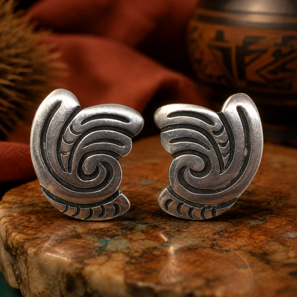 Vintage Taxco Mexico RDA 980 Silver Modernist Bird Screw Back Earrings